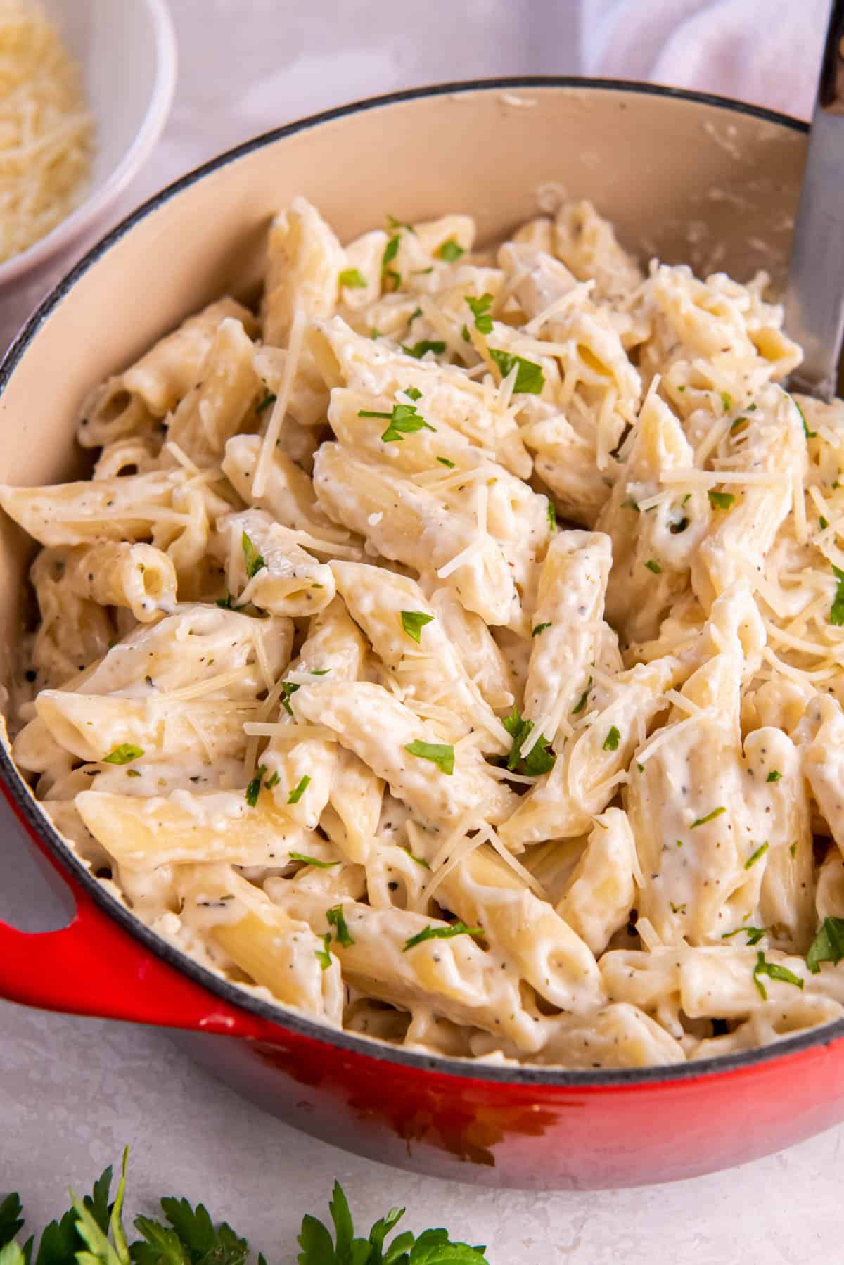 Penne Alfredo (chicken)
